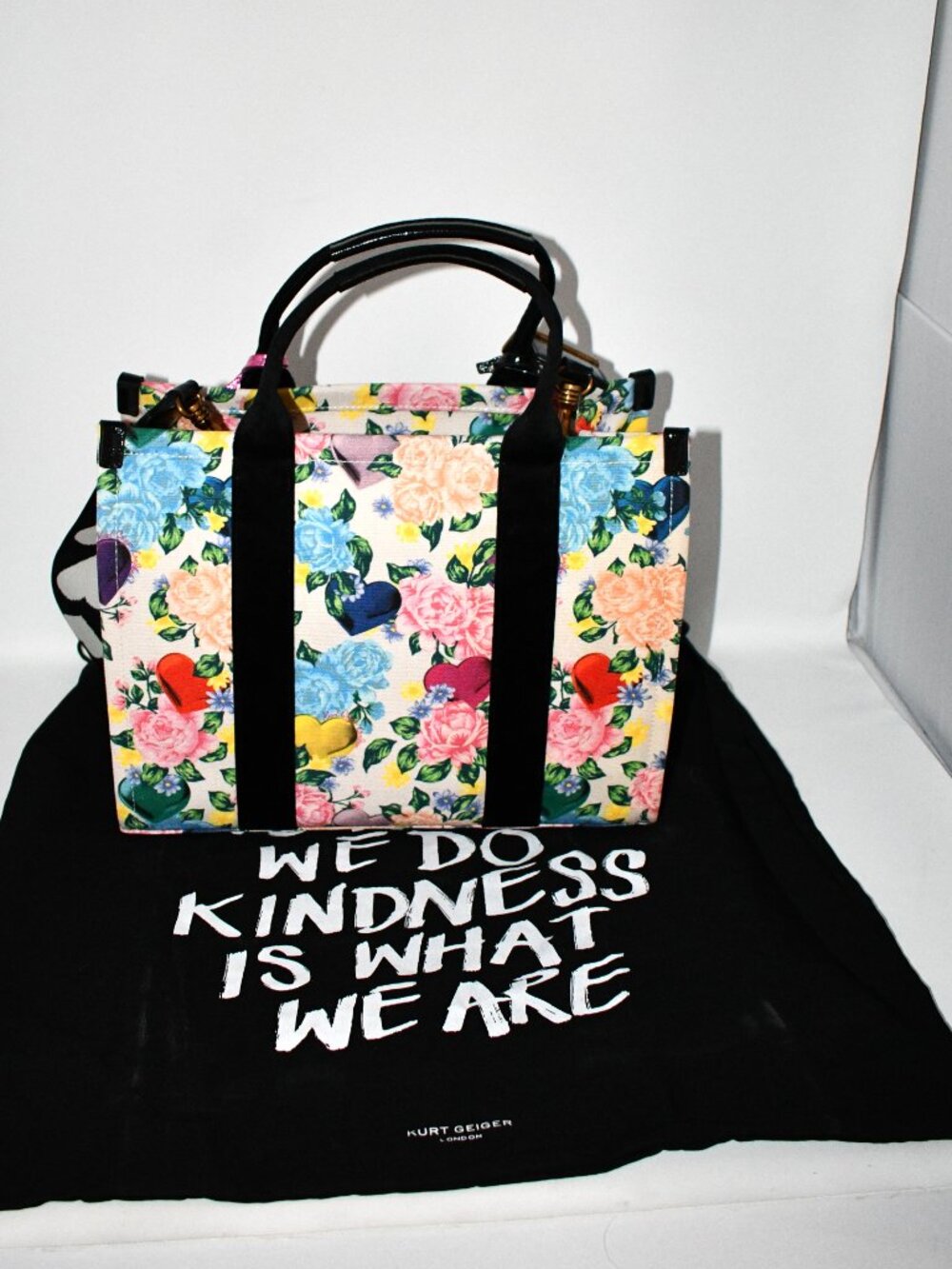 Kurt Geiger Southbank Floral Love Tote Handle Bag in Multi Floral #5033505609 NW - Picture 6 of 9